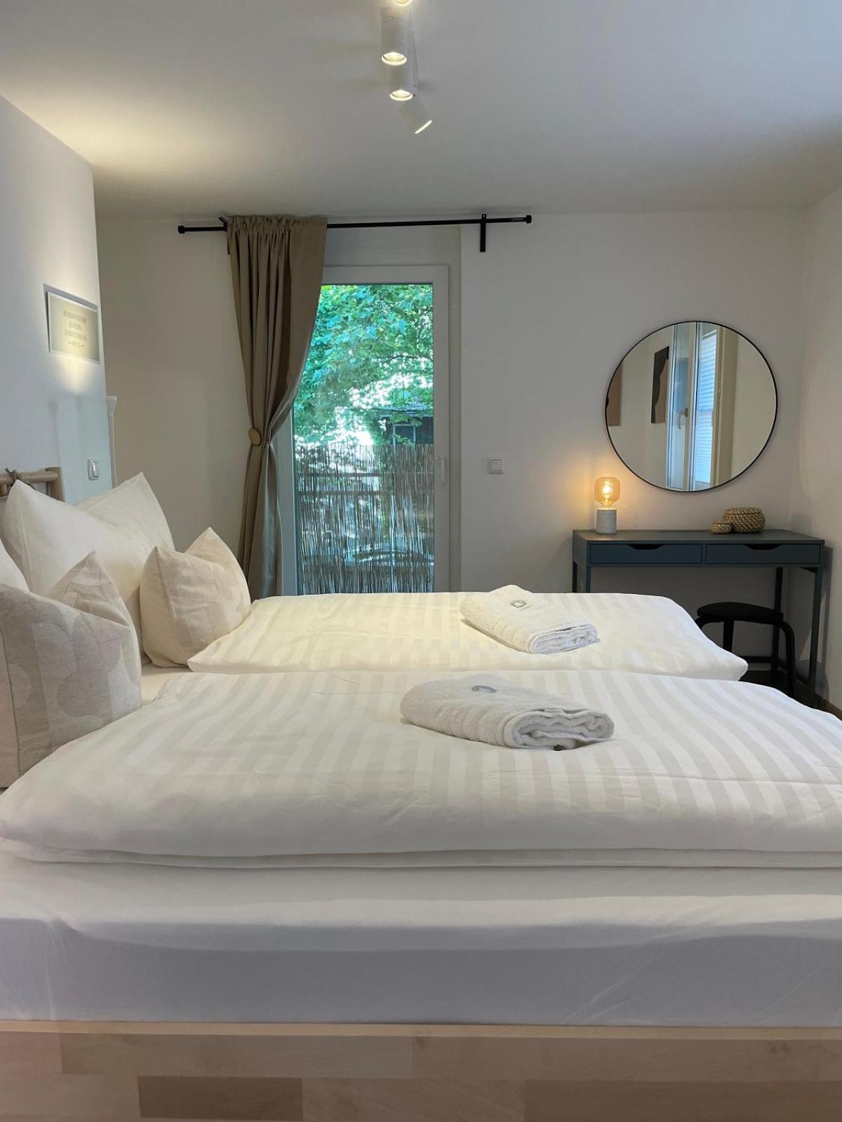 Geraeumige Stadt-Wohnung Bregenz - Mit Parkplatz ภายนอก รูปภาพ